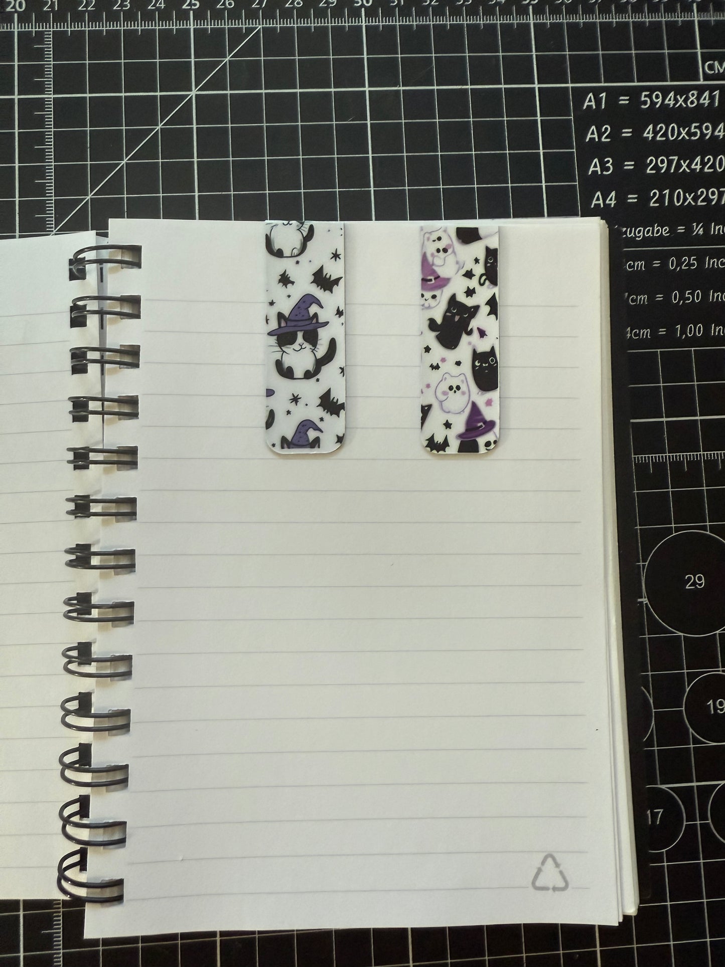 Mini Magnetic Bookmarks